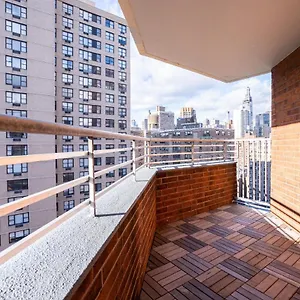 https://east-river-apartments.us-newyorkcity.com