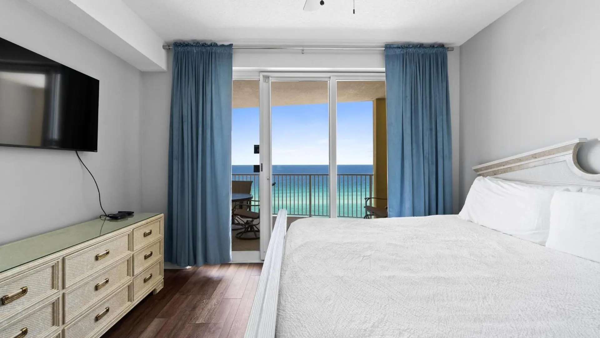 Apartment Emerald Isle By Panhandle Getaways Panama City Beach